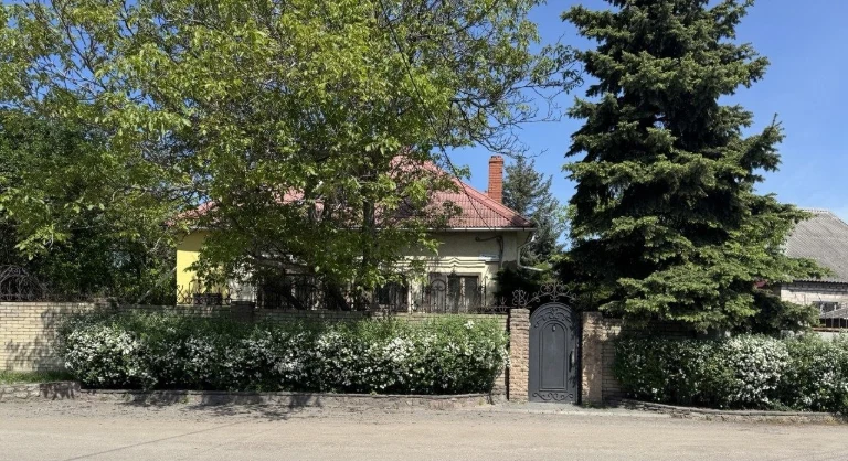 Продам Елітний будинок  для Вашої родинив Романково