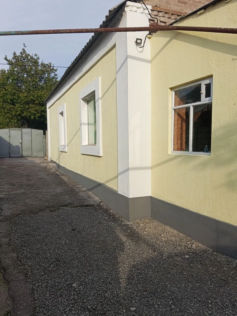 Продажа будинка р-он Строителей. Працюємо і по сертифікату.