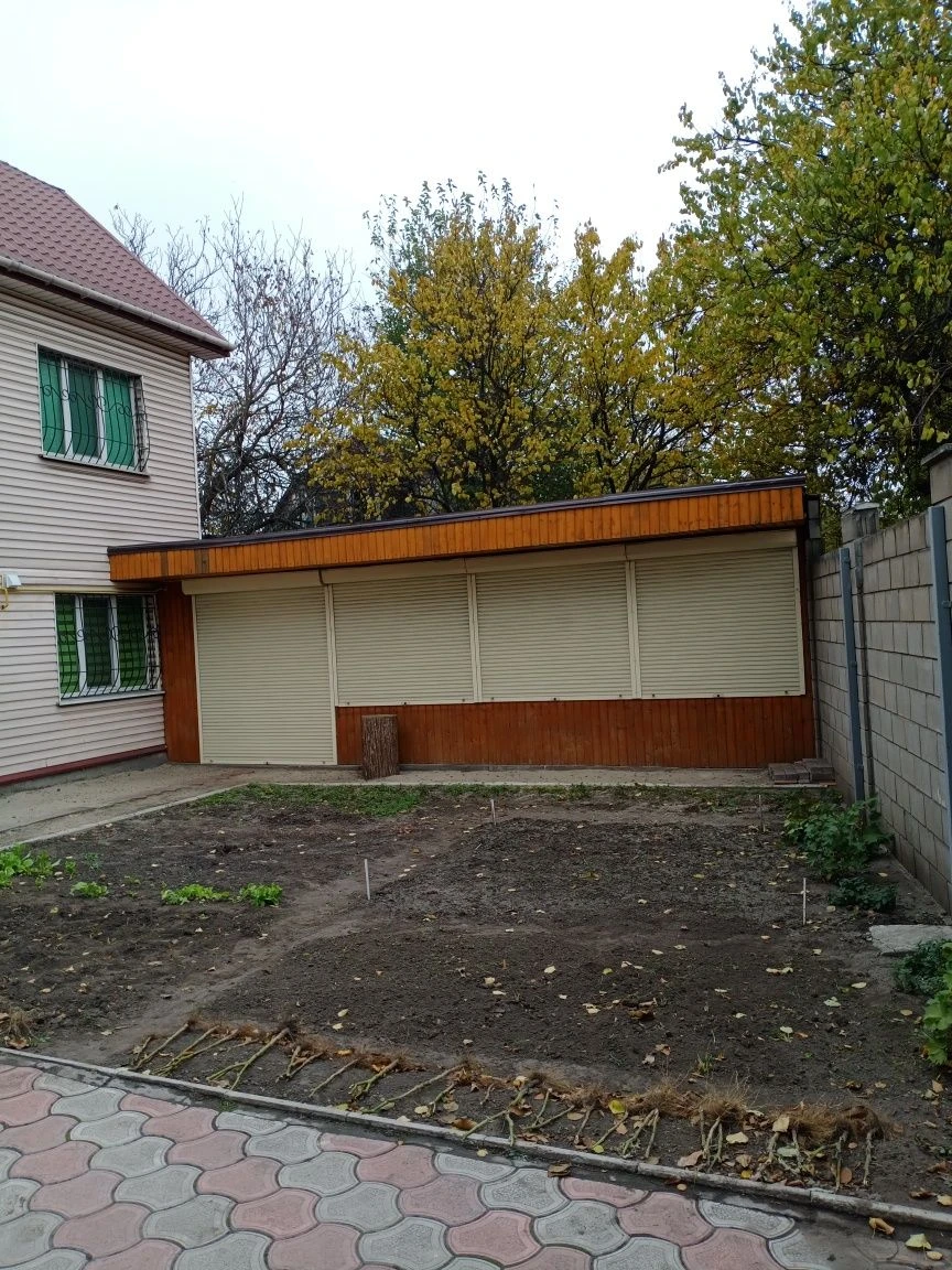 Продаж дома в г.Камянськое от собственника .Р-н жд вокз пос.