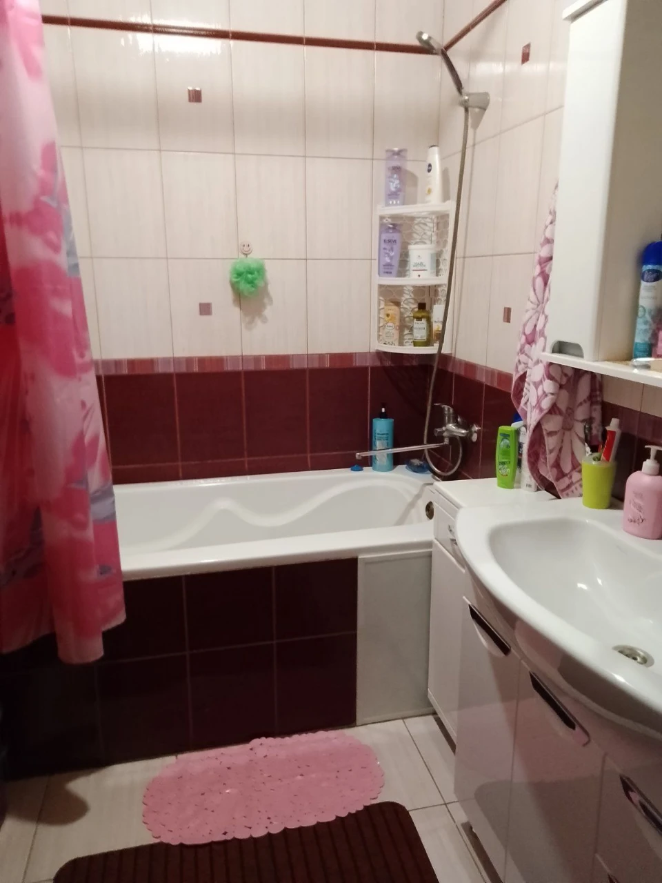 Продаж дома в г.Камянськое от собственника .Р-н жд вокз пос.