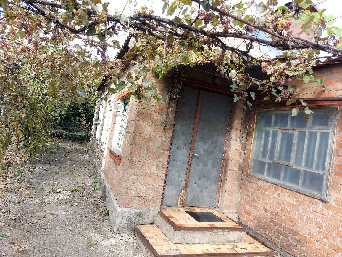 Продам дом в жилом состоянии