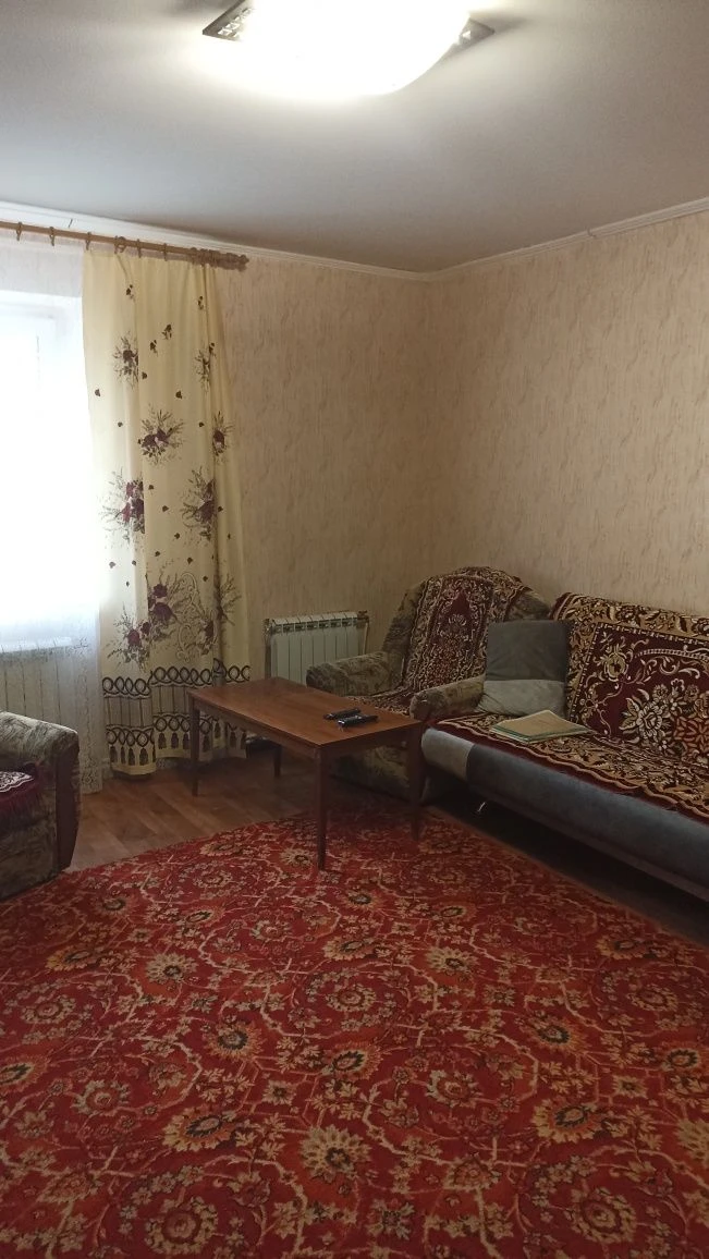 Продаж будинку з меблями та технікой. Тернівський р-н.