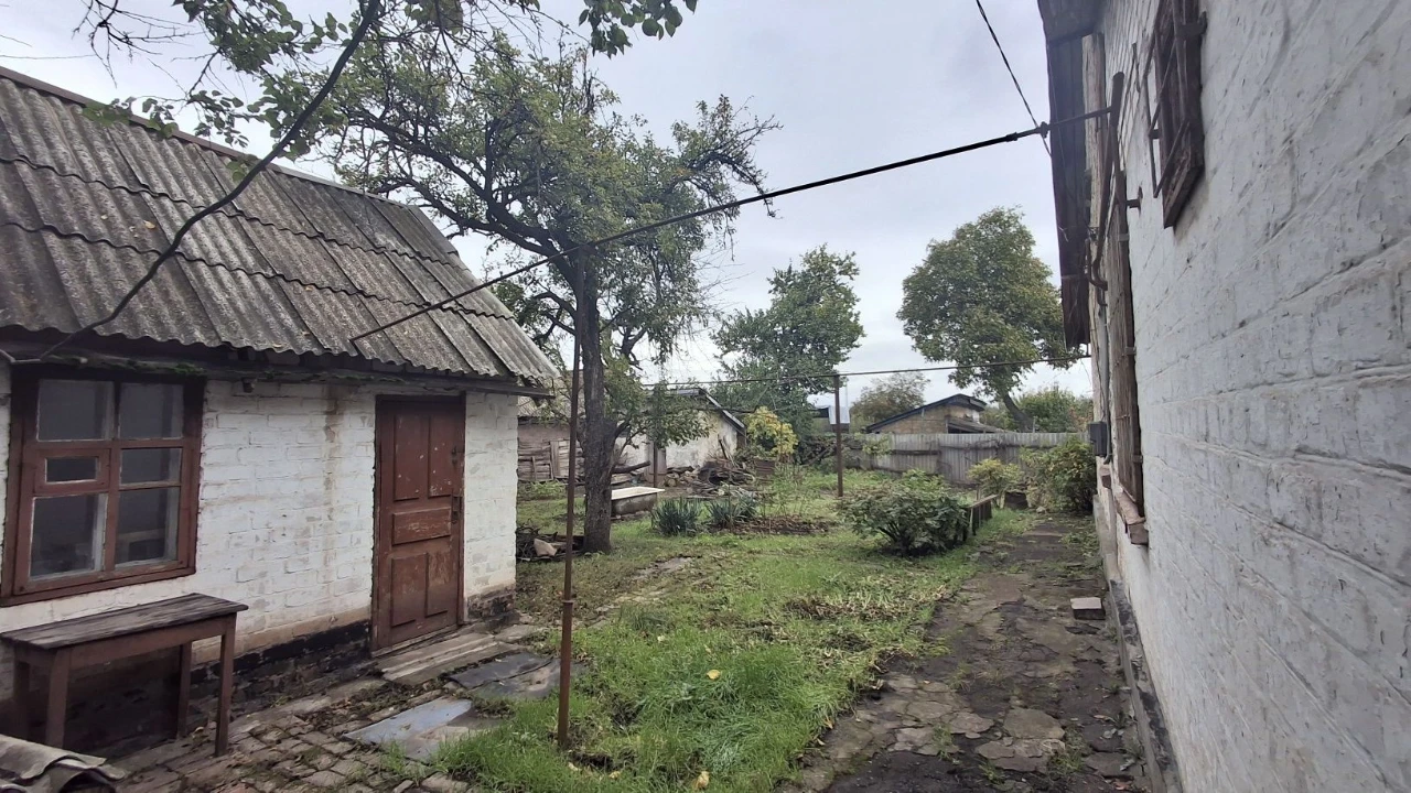 Affordable Price! Cottage (half). Сурикова