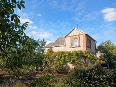 Luxury cottage with a garage, up to 10 km from Zarechnoye
