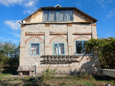 Luxury cottage with a garage, up to 10 km from Zarechnoye