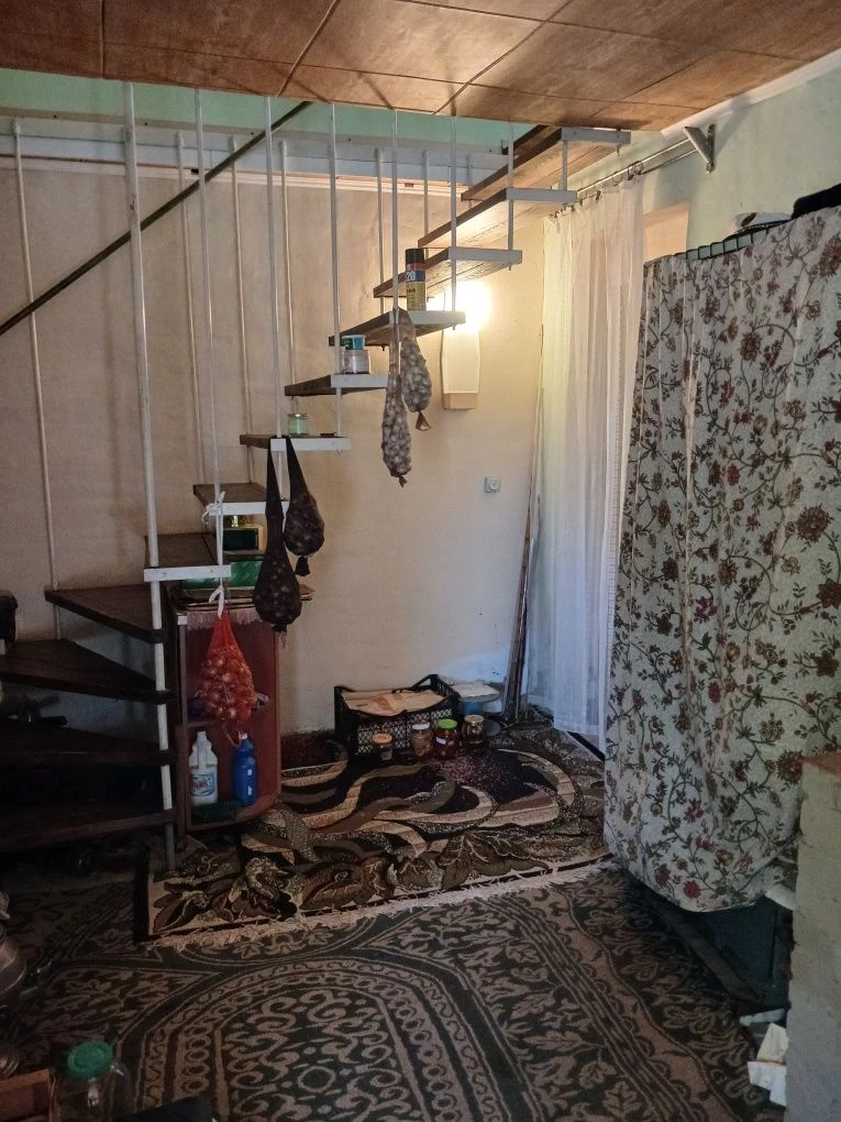 Luxury cottage with a garage, up to 10 km from Zarechnoye