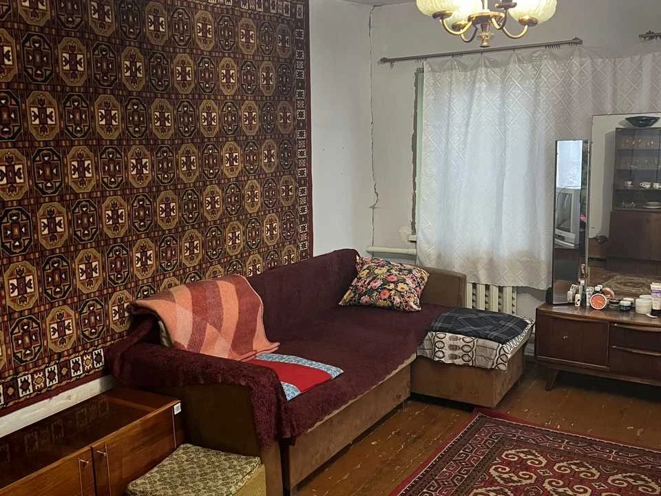 Будинок. Кривий Ріг, Груднева вул.