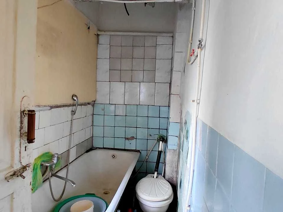 House. Kryvyi Rih, Karnavatyska St.