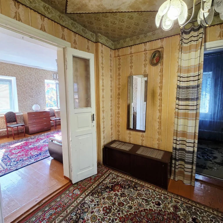 House in the center of Druzhba on Veradsky Street