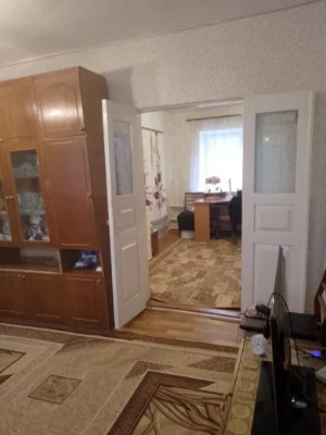 For Sale: House in the Smechki area