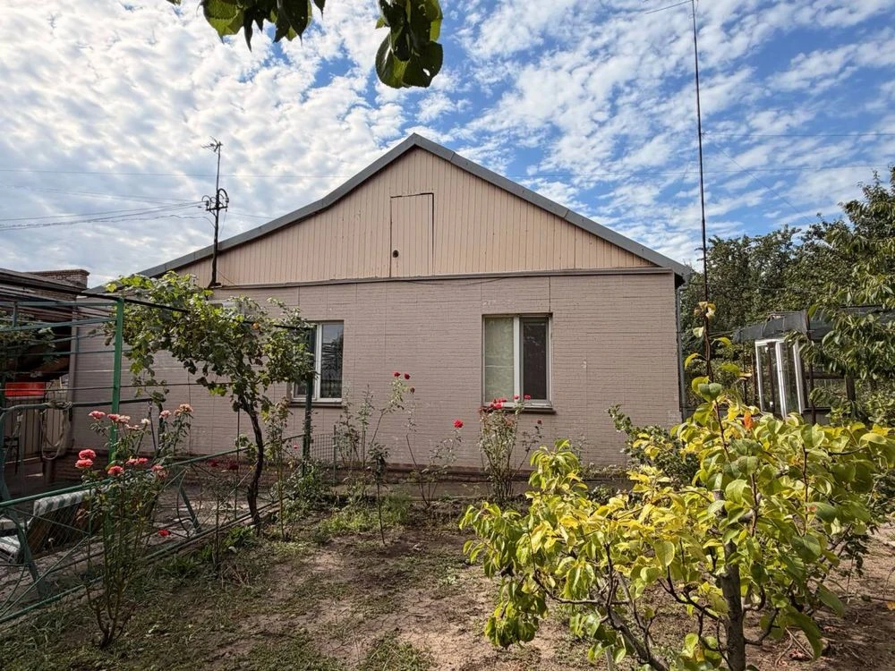 Sale of a 3-bedroom house in the Central-City district