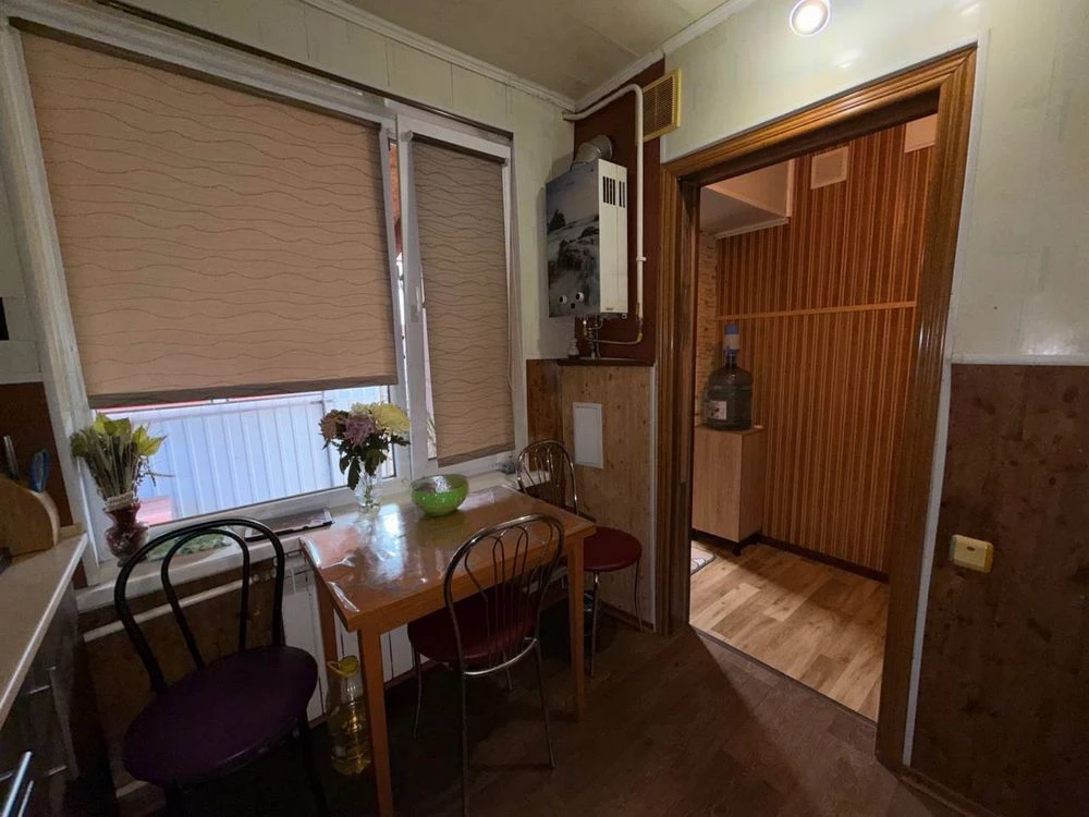 Sale of a 3-bedroom house in the Central-City district