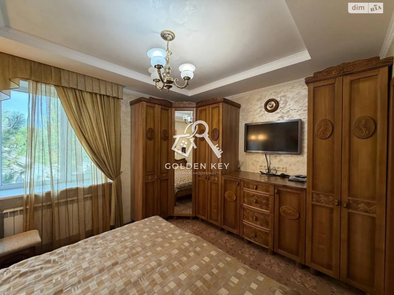 Sale of House in Dovzhynetsky District