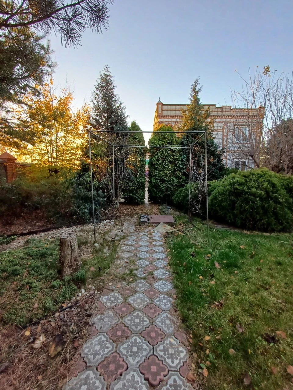 Interesting offer!! Sale of two houses on one plot