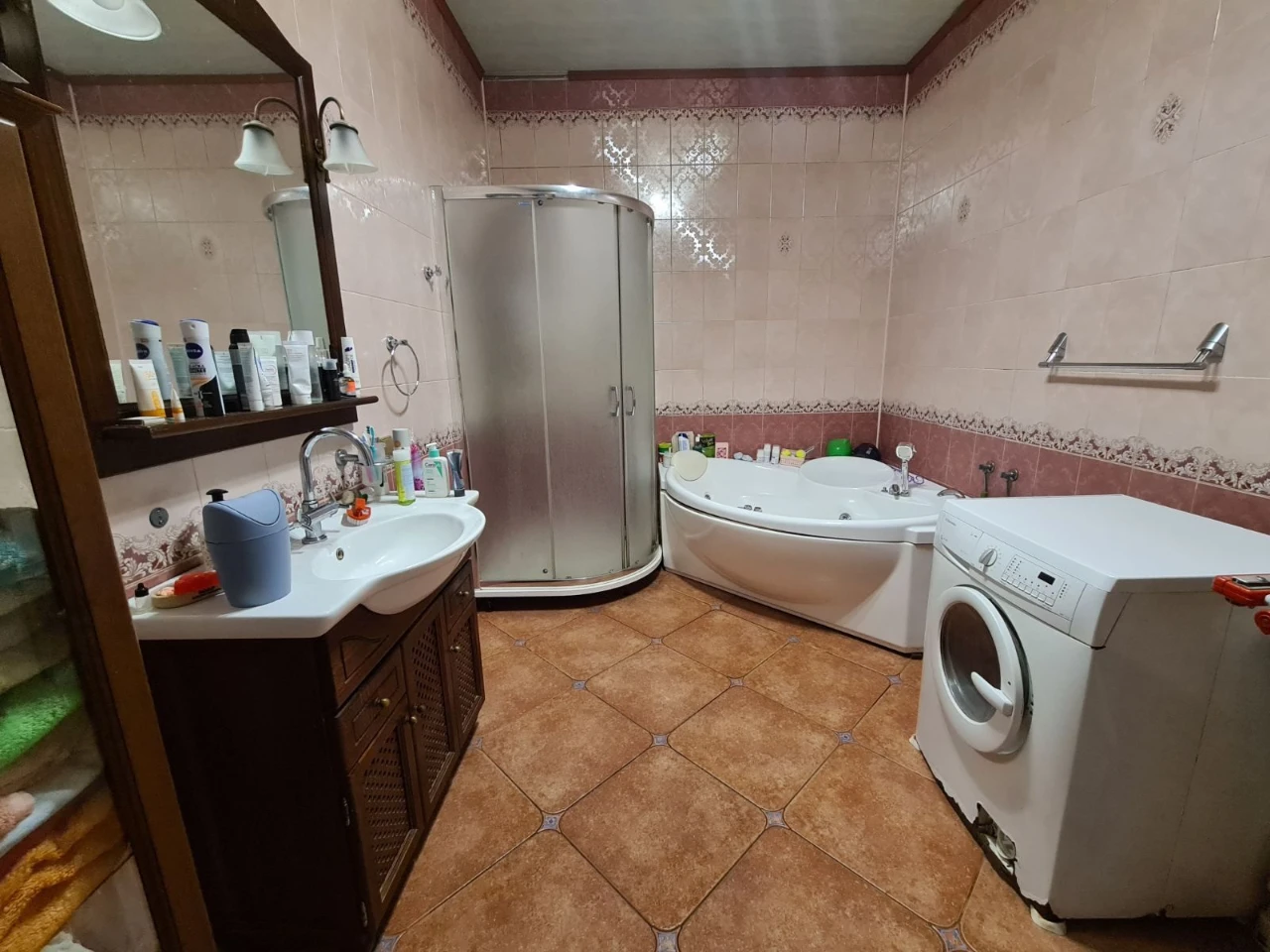 Interesting offer!! Sale of two houses on one plot