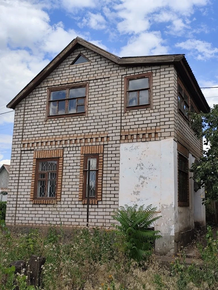 Продам дом.Кривой Рог.Центрально - Городской район, в центре