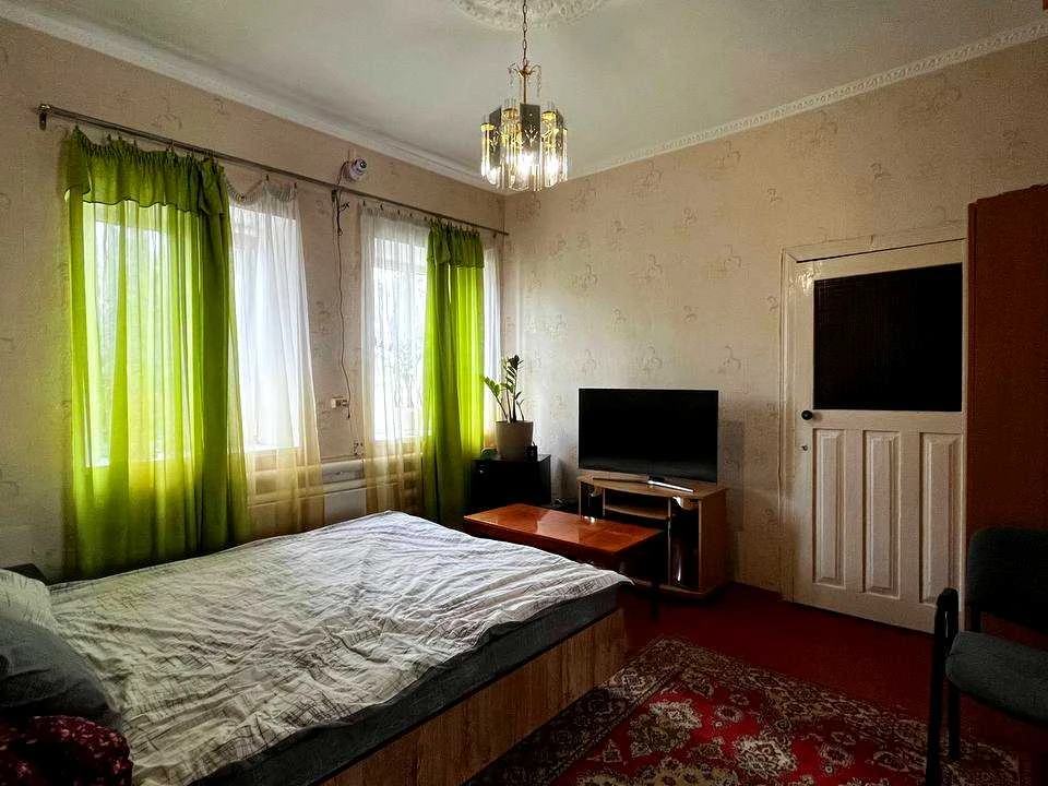 House. Kryvyi Rih, Velyka Sofiivska Street