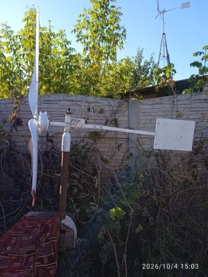 300W wind turbine for home or dacha for sale