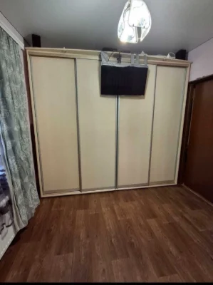 For sale, cozy house. Possible with certificate.