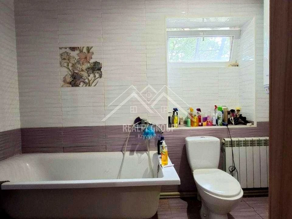 House. Krivoi Rog, Pskov