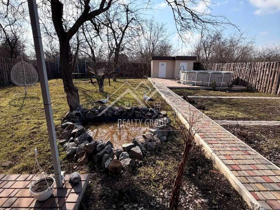 Будинок. Кривий Ріг, Військове містечко 33 вул.