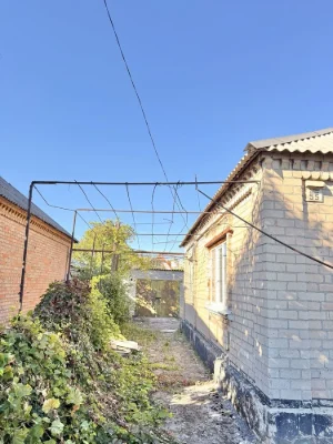 Sale of House, Bah Laistovka Street, Razivka