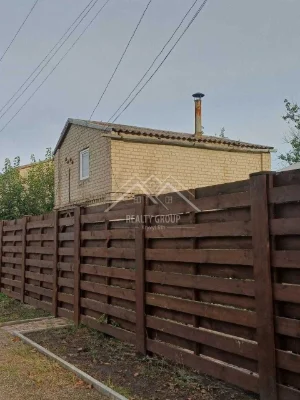 Sale of a plot with heating, furniture, equipment and cable internet