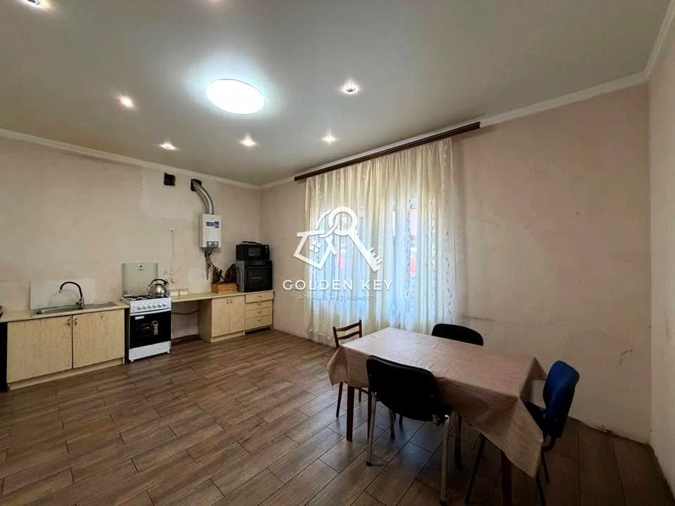 House. Kryvyi Rih, Partizan Street