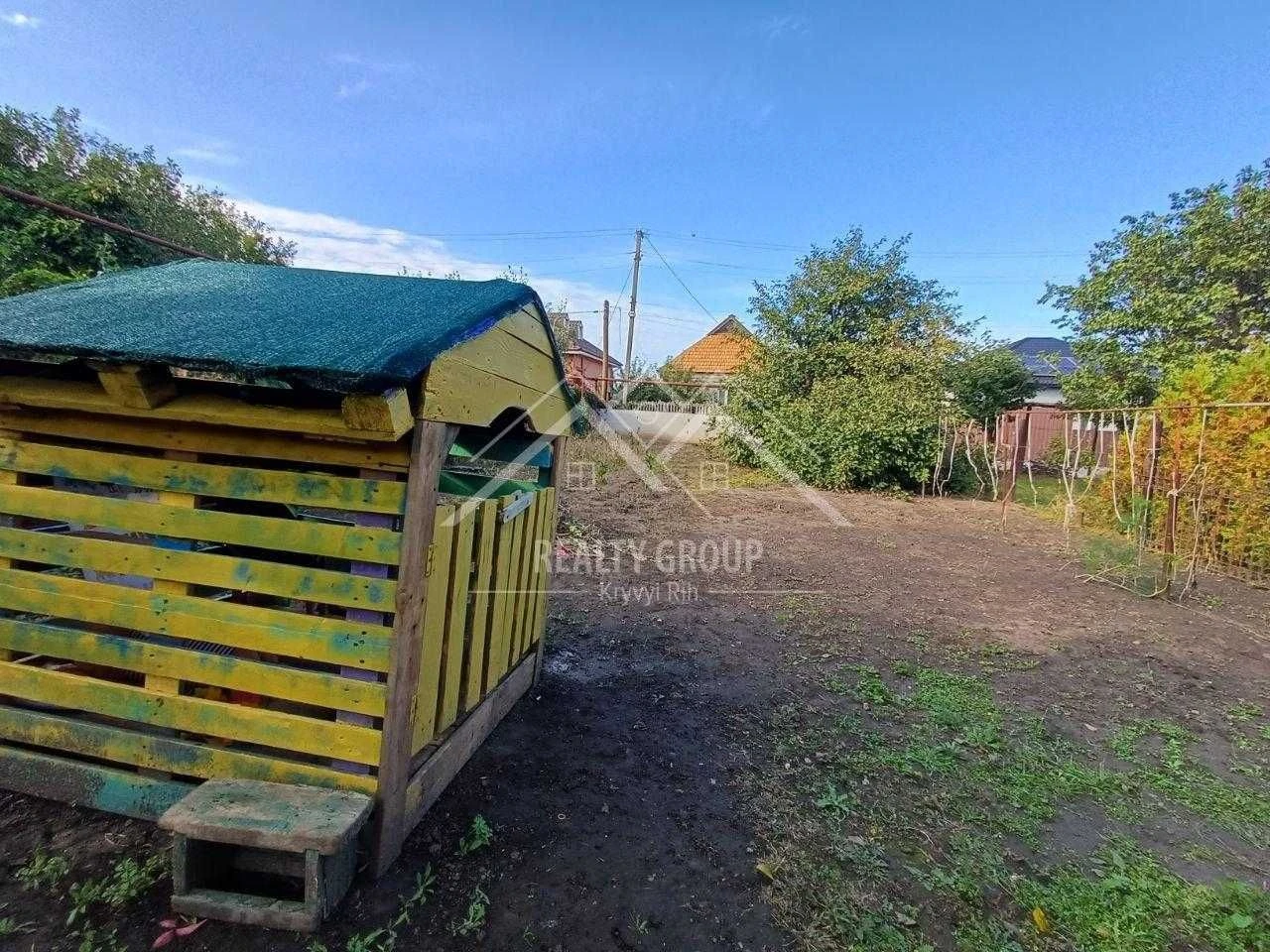 Продаж будинку вул. Прорізна (Мопр) 2 великі окремі кімнати.