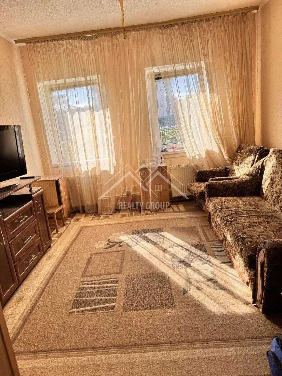 Продаж будинку вул. Прорізна (Мопр) 2 великі окремі кімнати.