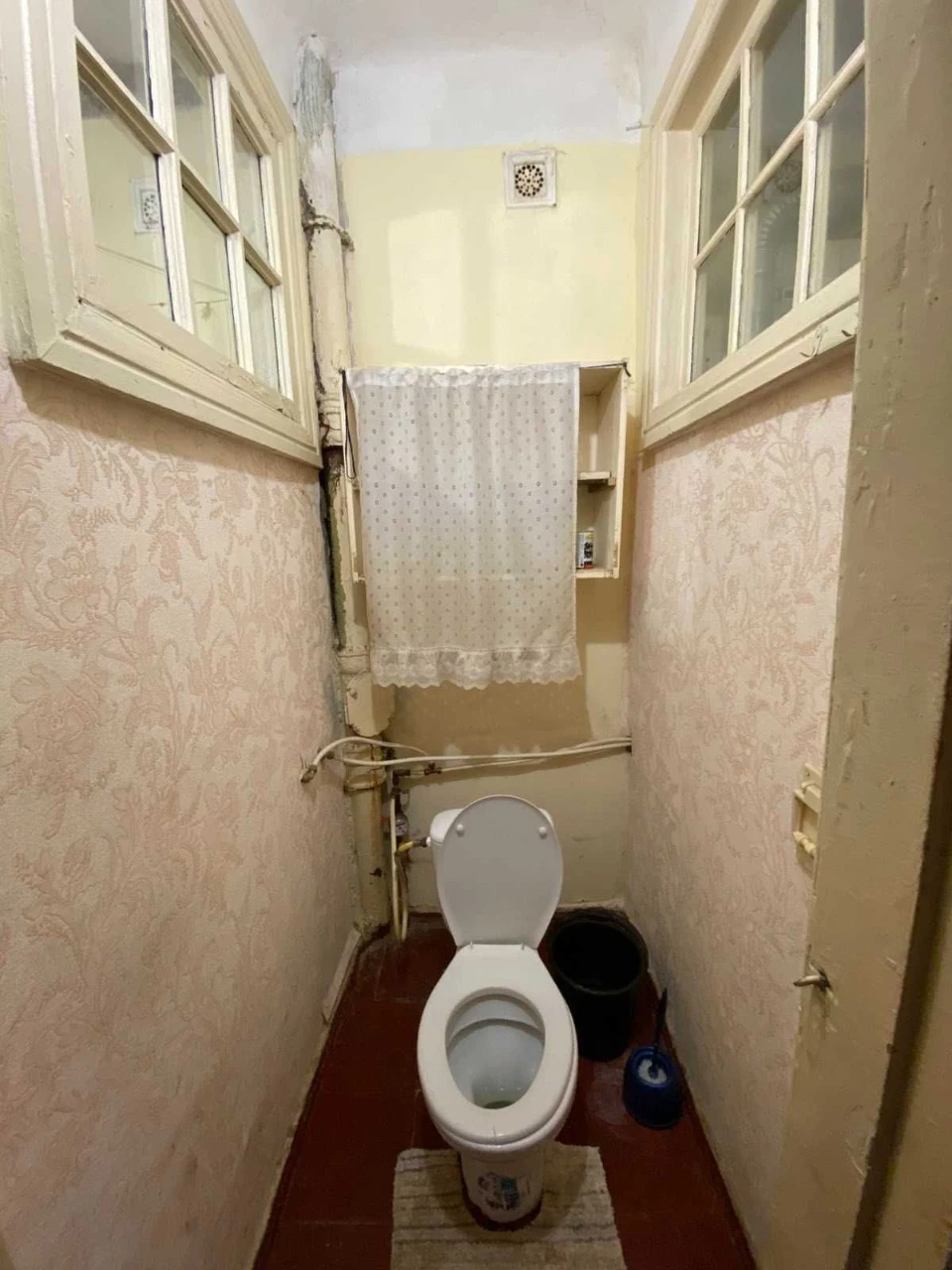 Продаж затишного будинку в СМТ Радущне