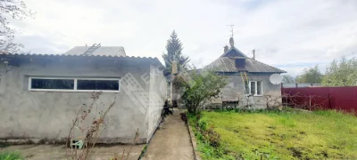 House with furniture and appliances. For sale