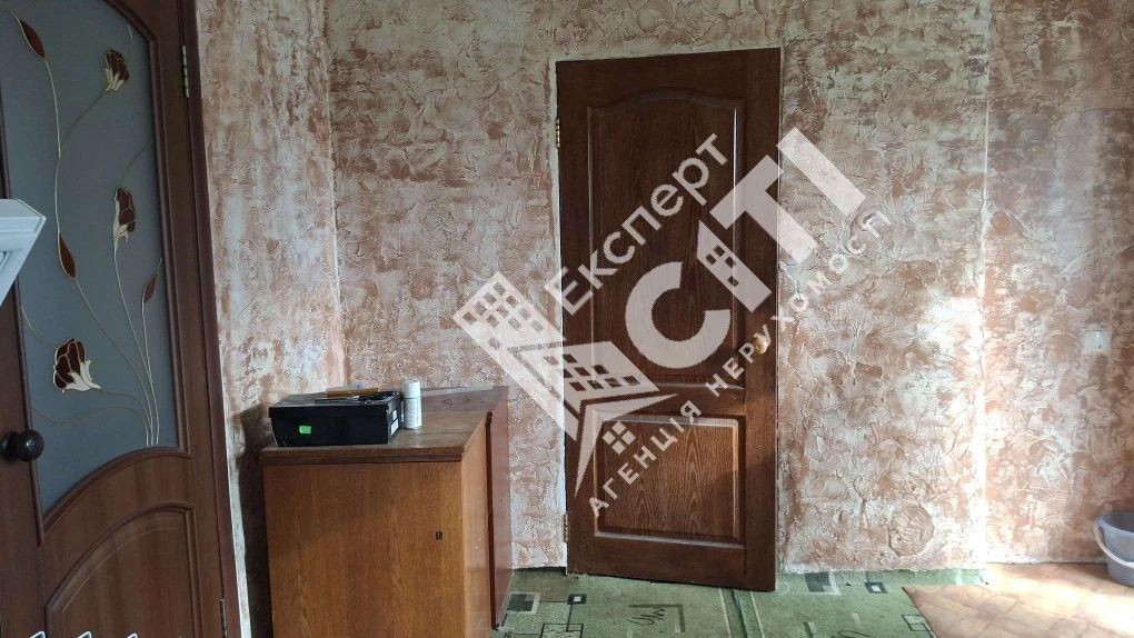 House with furniture and appliances. For sale