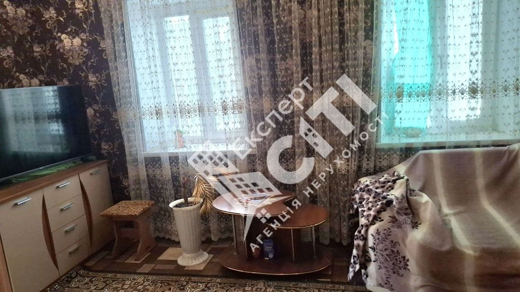 House with furniture and appliances. For sale
