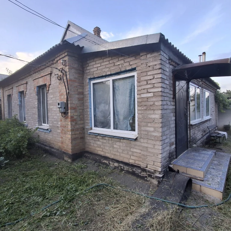 Ціна знижена. Будинок  зі зручностями