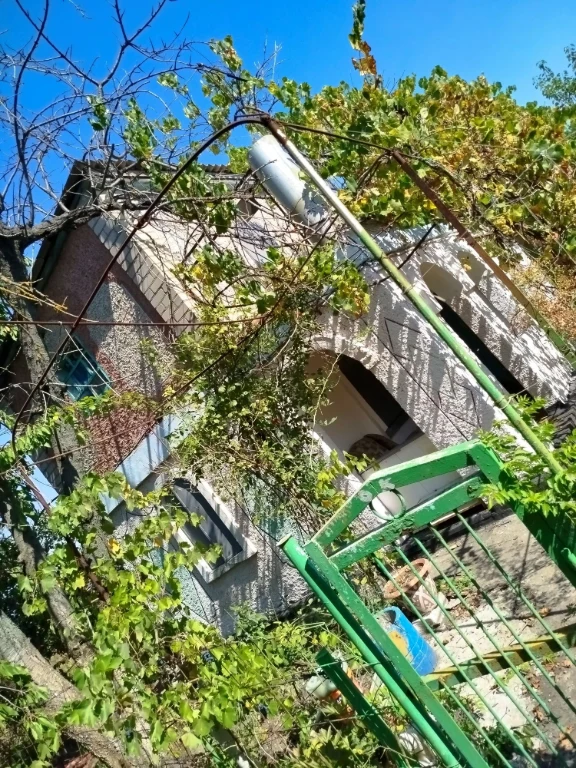 Country House for Sale