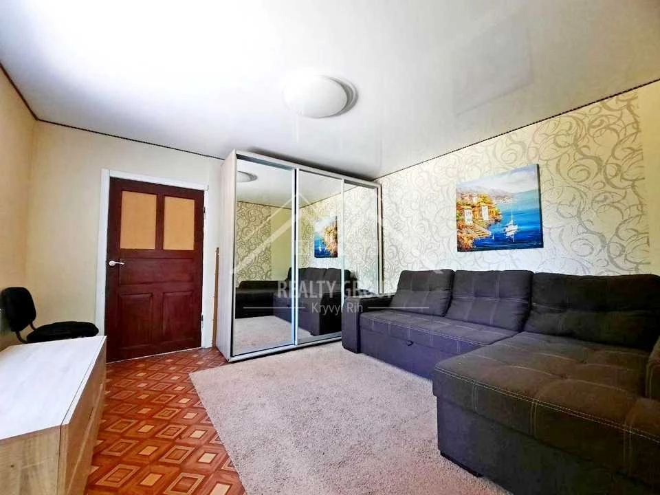 House. Kryvyi Rih, Likuvanyi Prosv.