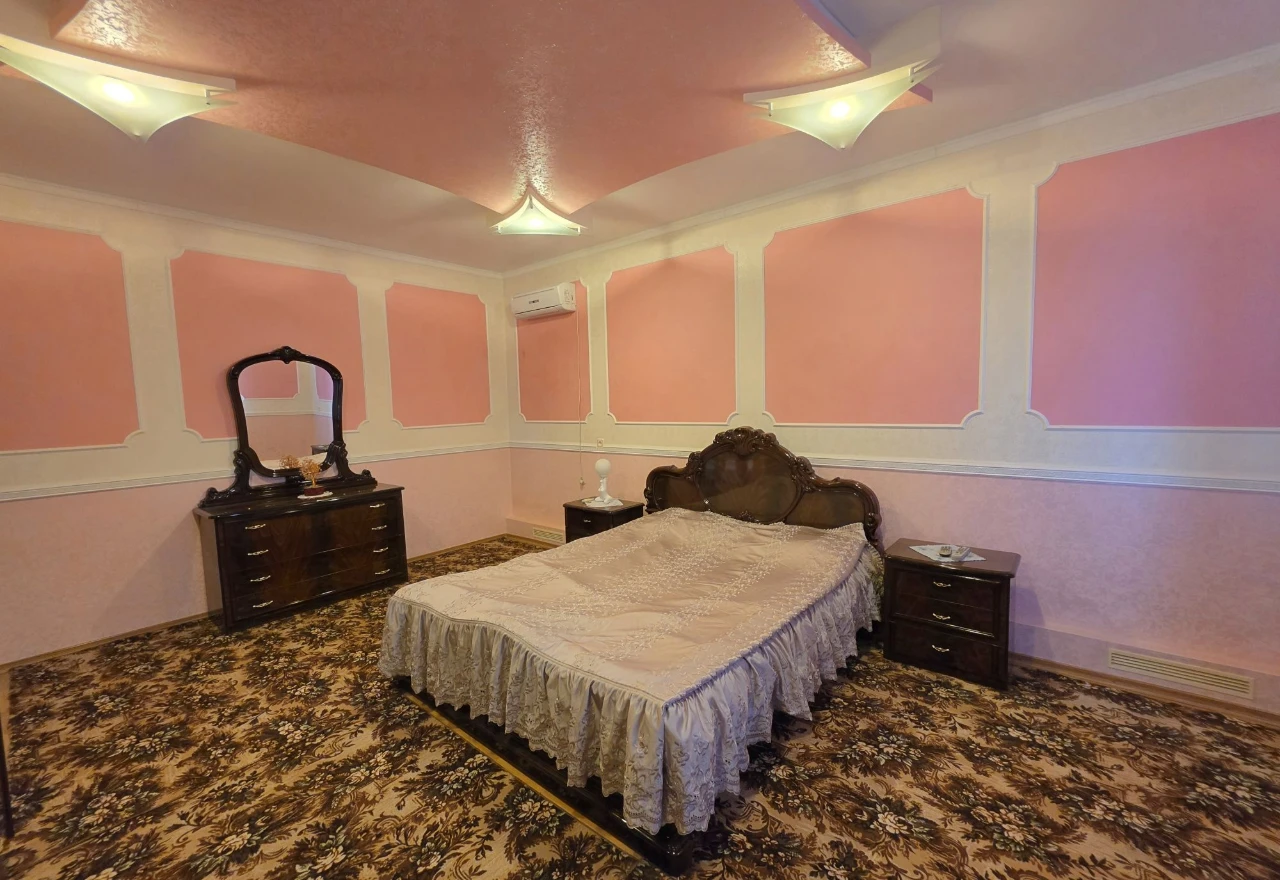 Sale of a capital house 227 m² in the protected area "Skeли МО