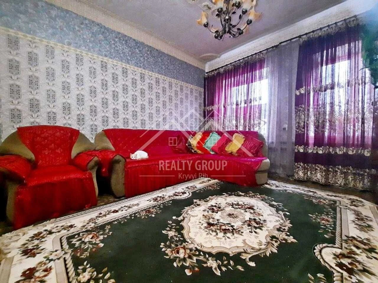 Spacious and warm house for sale in the Friendship area