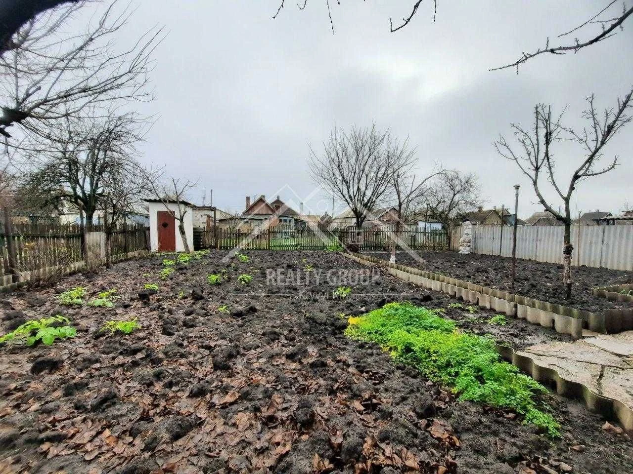 Spacious and warm house for sale in the Friendship area