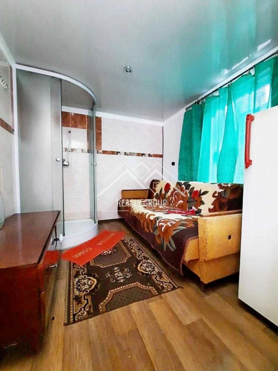 Spacious and warm house for sale in the Friendship area