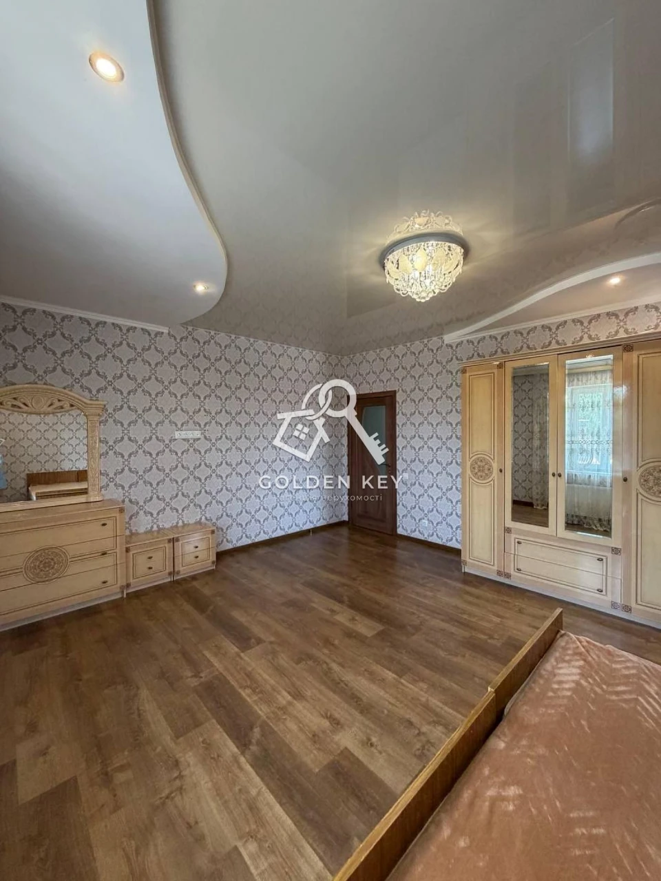 Sale of House in Metallurgi District