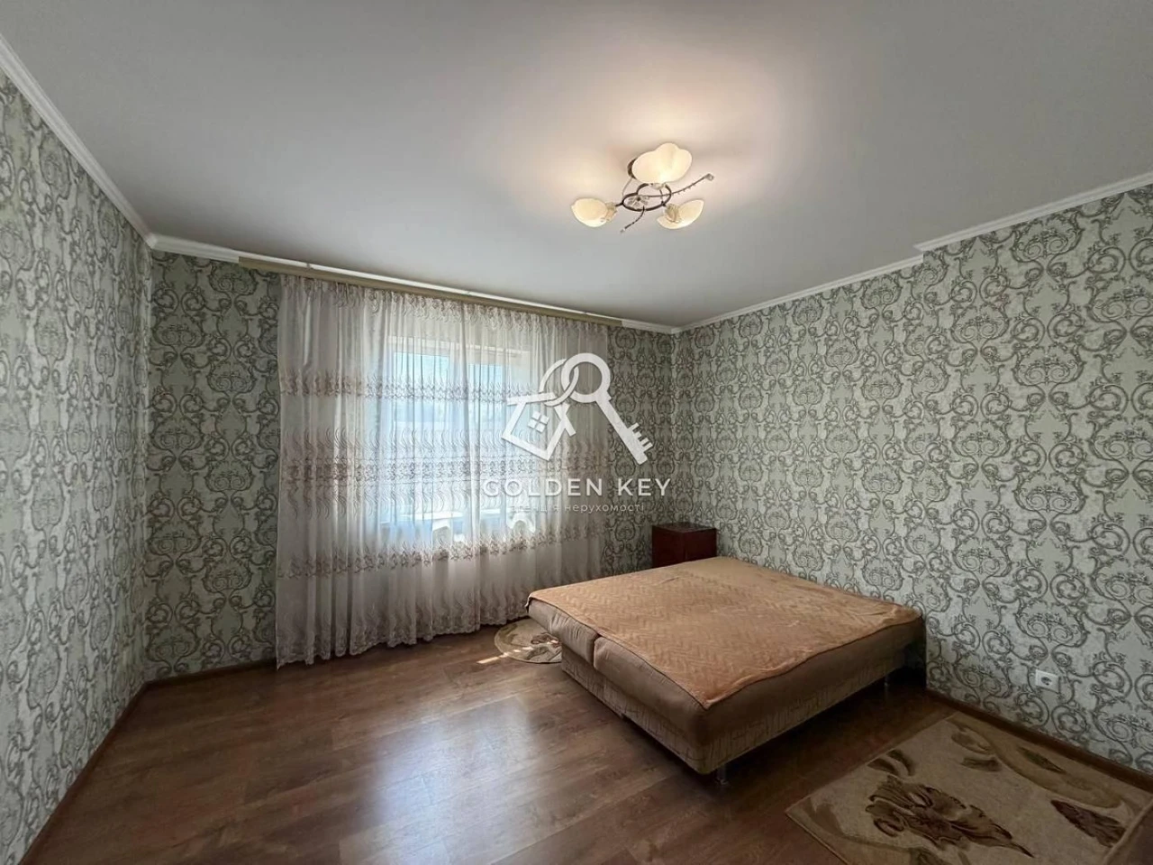 Sale of House in Metallurgi District