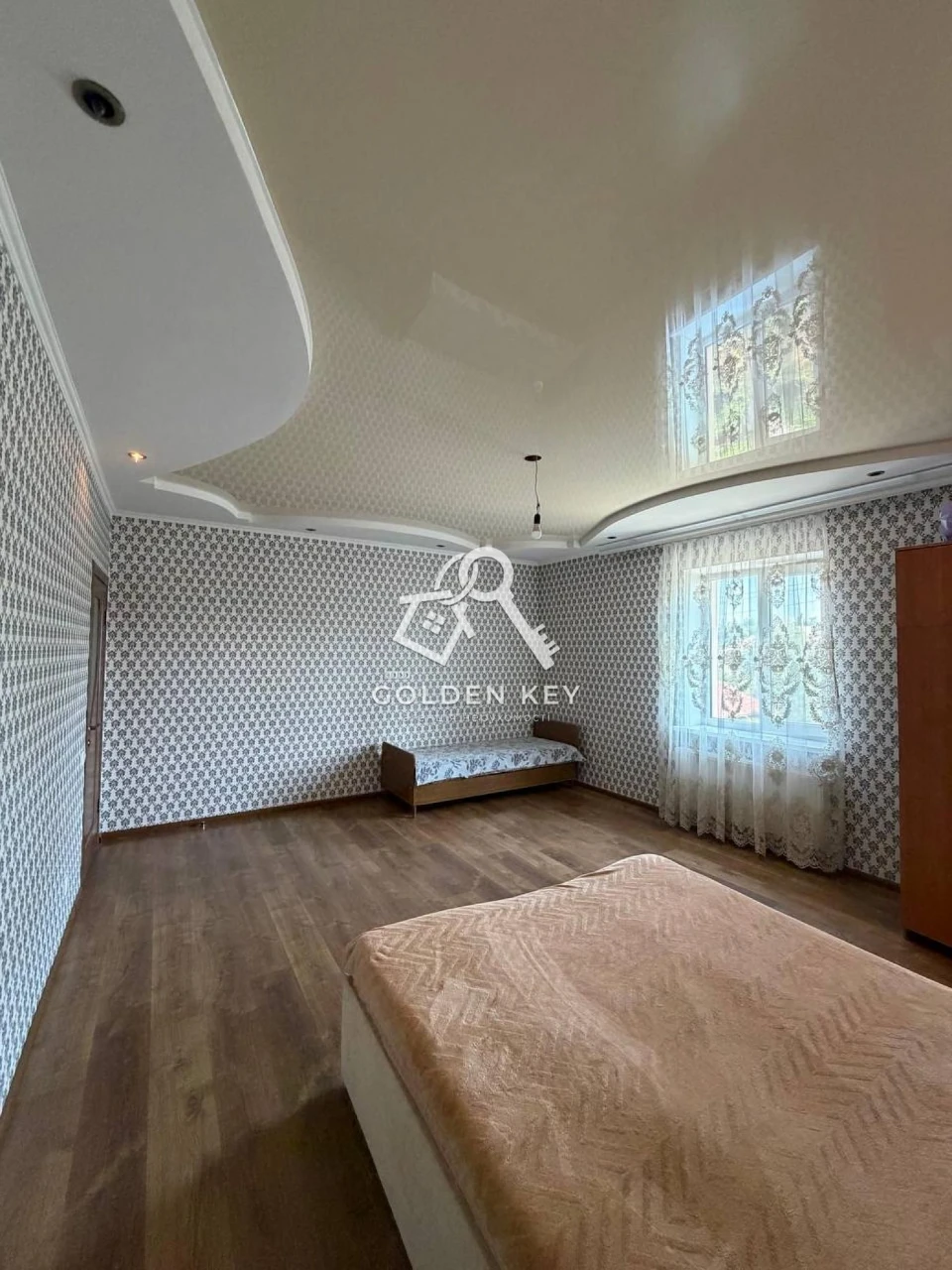 Sale of House in Metallurgi District