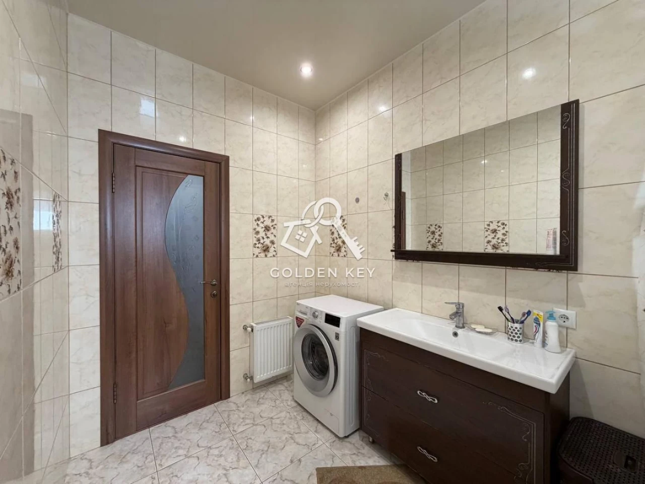 Sale of House in Metallurgi District