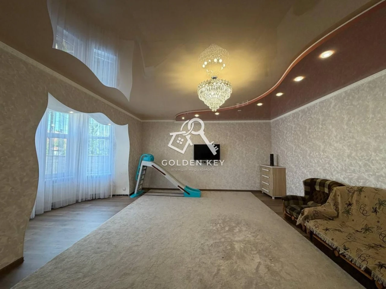 Sale of House in Metallurgi District