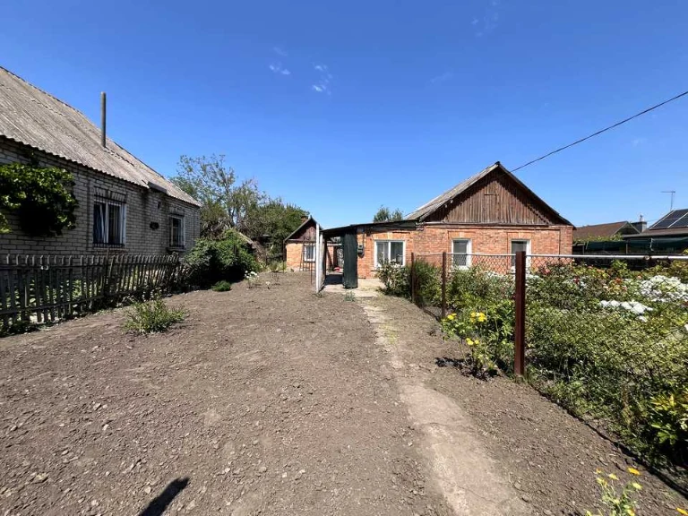 Будинок. Кривий Ріг, Колійна