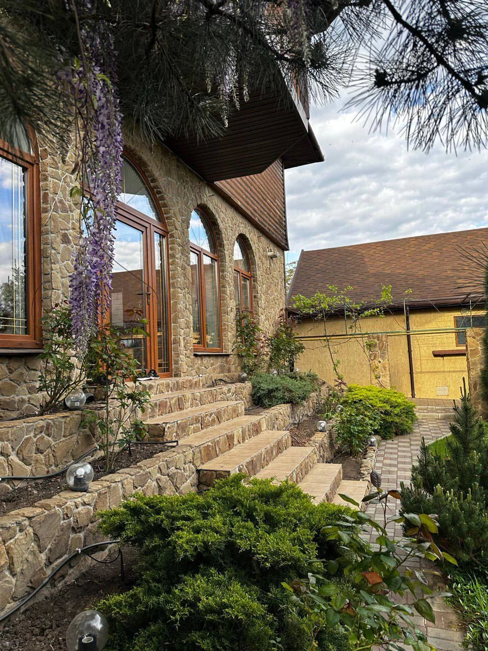 House for Sale in Mariyanka