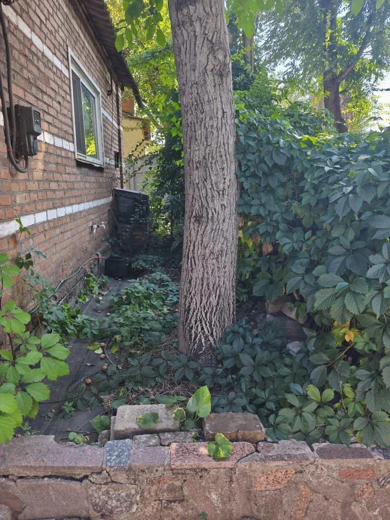 Продам 1/4 котеджу по Сімбірцева