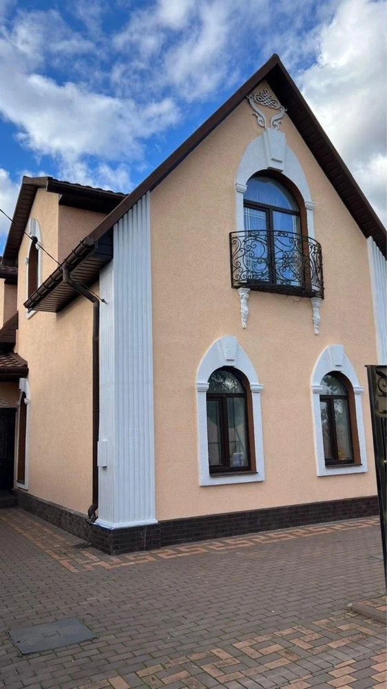 Продам будинок в центрально міськом районе